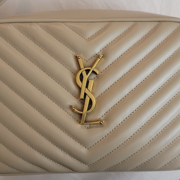 BRAND NEW Lou Camera Crossbody Bag in quilted leather - Picture 11 of 16